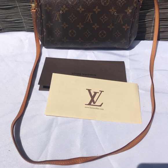 Rare Louis Vuitton Favorite MM Monogram Crossbody - Authentic w/ Receipt - Picture 13 of 13